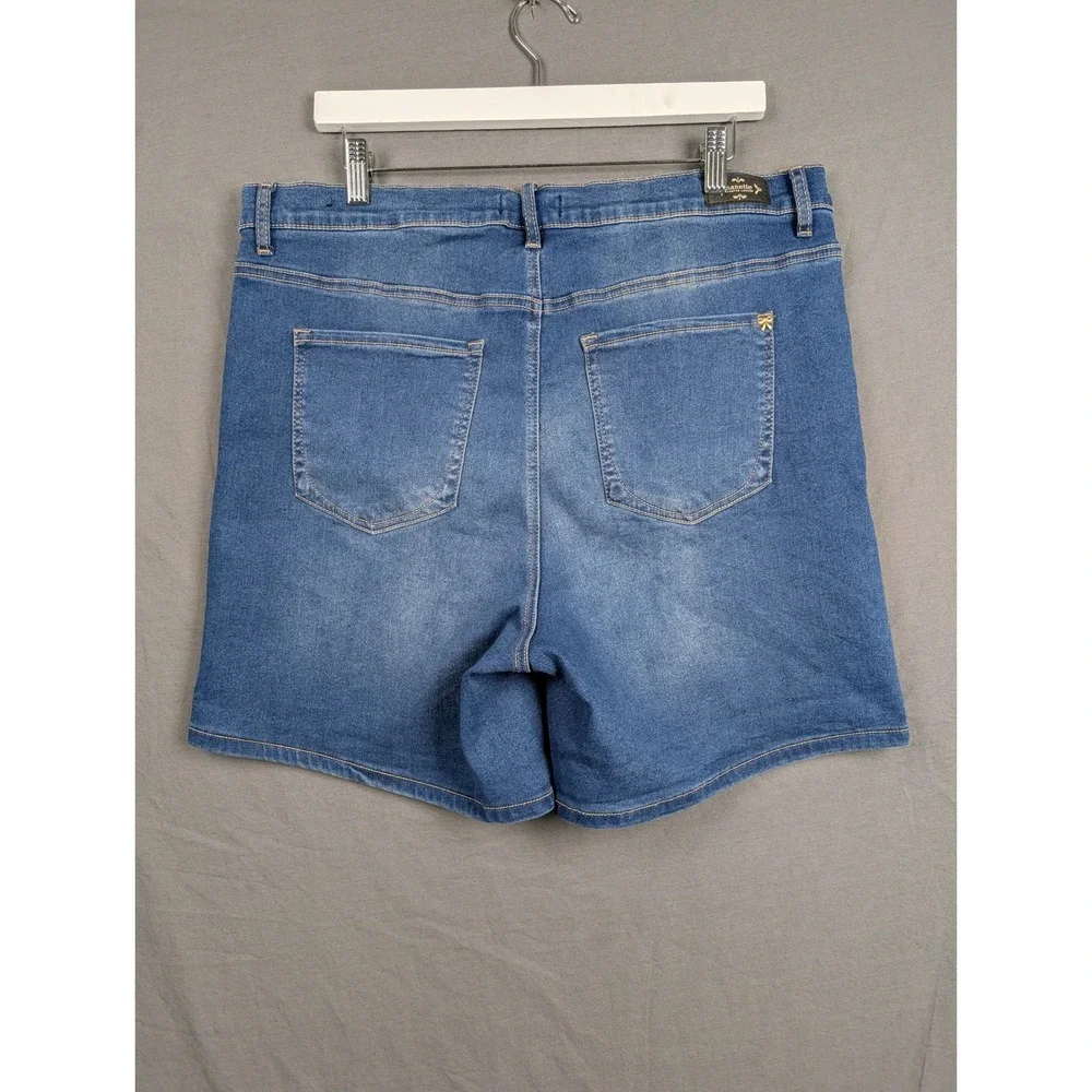 Nanette Lepore Blue High Rise Denim Jean Shorts Plus Size 18W Whiskered Stretch‎